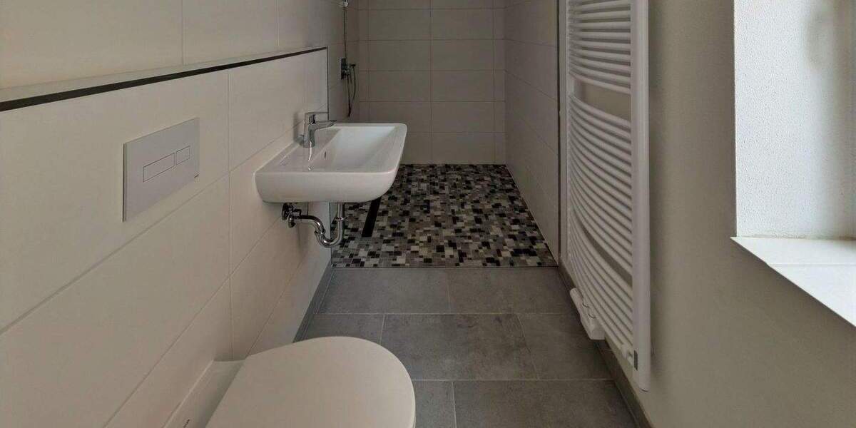Reihenmittelhaus Harzgerode - 5 Zimmer, 168 m&sup2;, 119.000&euro; | Angebot:25880168