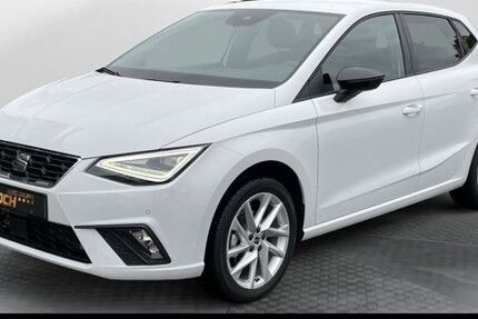 Seat Ibiza 4.999 km 24.682 &euro; Bad Mergentheim 97980