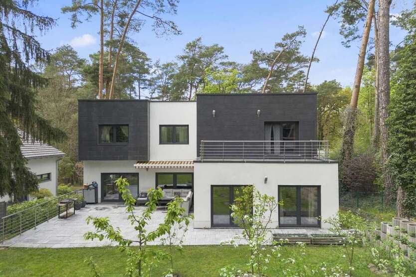 Haus zum Kaufen in Rangsdorf 899.000 € 260 m²