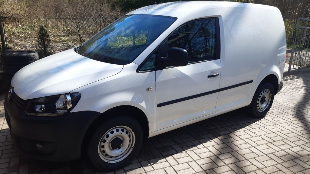 VW Caddy 173.500 km 5.900 &euro; Meiningen 98617