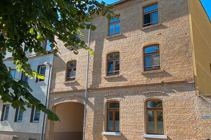 Moderne 2-Raumwohnung mit Fußbodenheizung und Einbauküche in der Nähe des Goitzscheufers zimmer