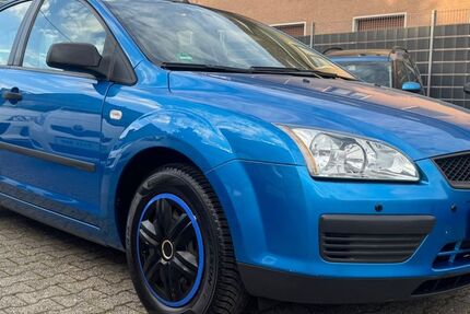 Ford Focus 97.159 km 5.900 &euro; Köln 50858