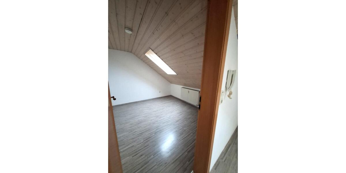 Maisonettenwohnung Deggendorf - 2.5 Zimmer, 77 m&sup2;, 245.000&euro; | Angebot:26888075
