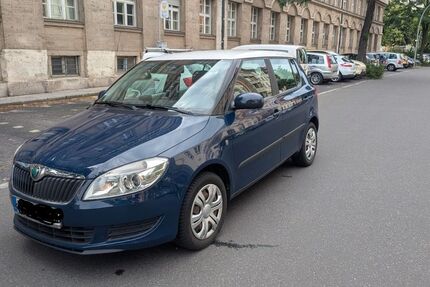 Skoda Fabia 248.142 km 2.290 &euro; Berlin 10825