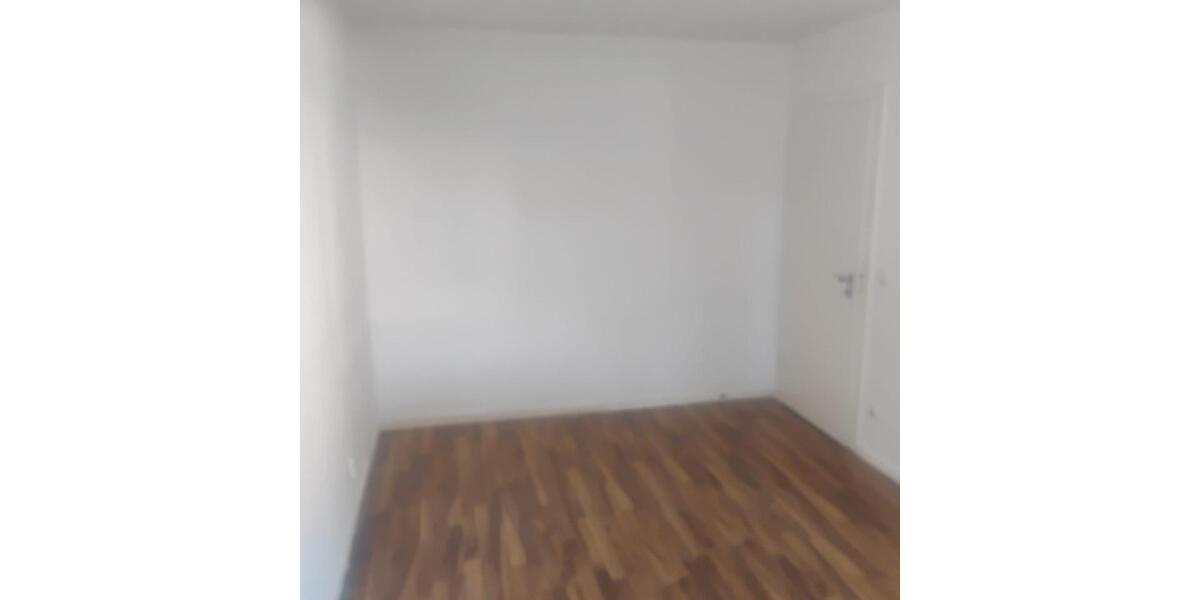 Erdgeschoßwohnung Neumünster - 4 Zimmer, 75 m&sup2;, 895&euro; | Angebot:25721722