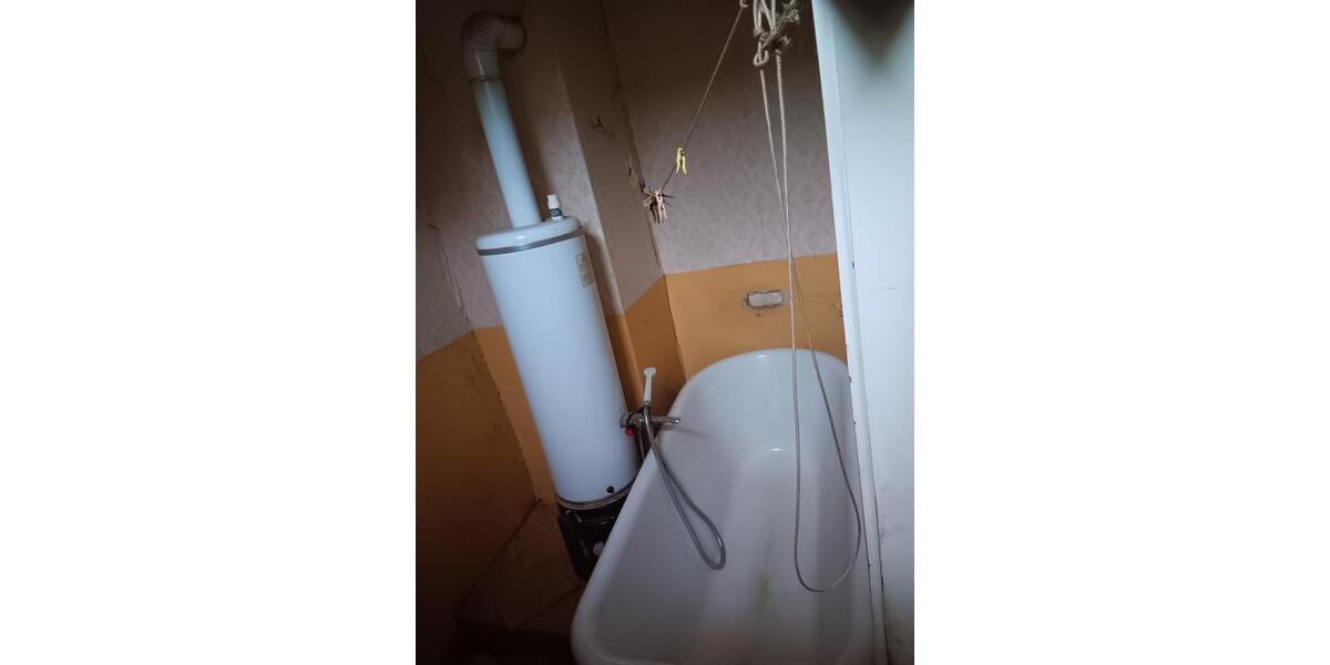 Mehrfamilienhaus, Wohnhaus Sangerhausen - 8 Zimmer, 200 m&sup2;, 60.000&euro; | Angebot:26310540