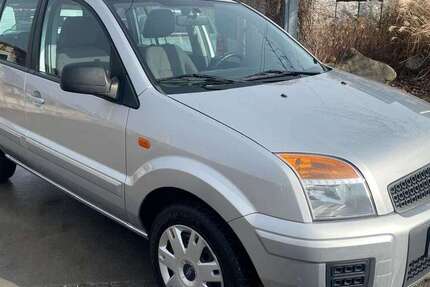 Ford Fusion 96.021 km 5.500 &euro; Reutlingen 72770