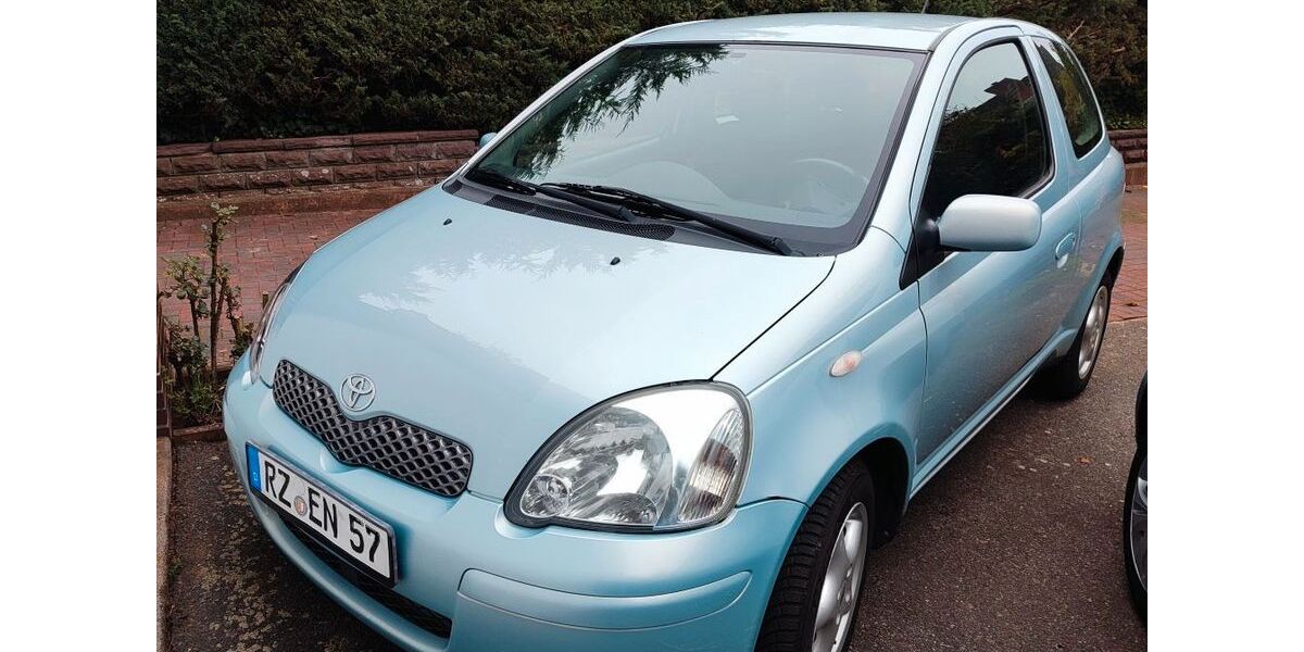 Toyota Yaris 156.000 km 2.490 &euro; Lauenburg/Elbe 21481