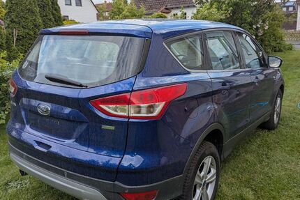 Ford Kuga 174.000 km 5.250 &euro; Neustadt 35279