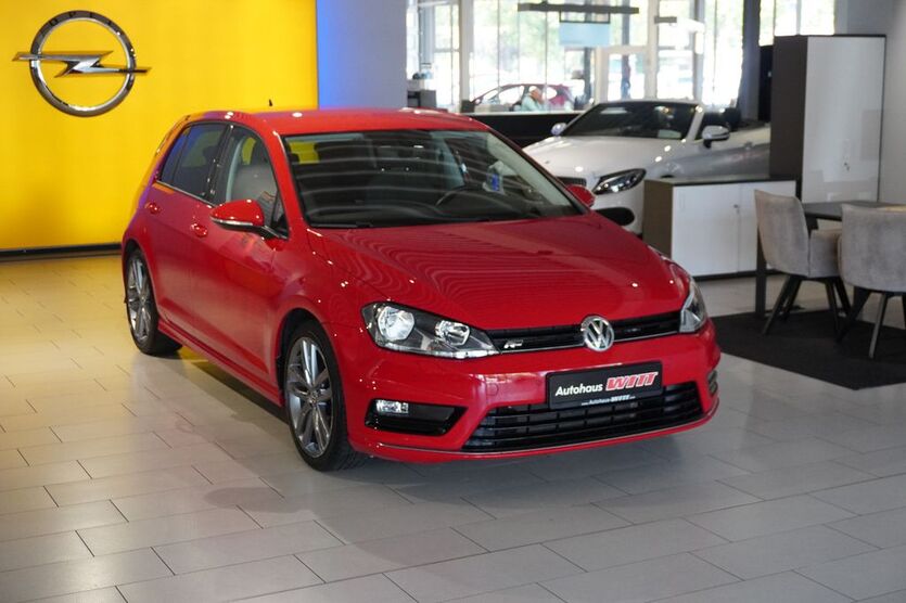 VW Golf 84.466 km 13.890 € Hollenstedt 21279