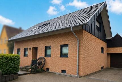 Haus Euskirchen Dom-Esch - 6 Zimmer, 240 m&sup2;, 619.000&euro; | Angebot:26678888