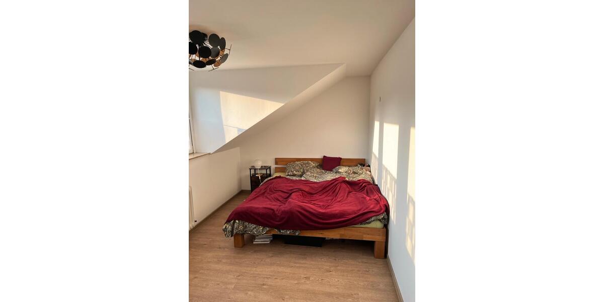 Dachgeschoßwohnung Aachen Aachen-Mitte - 2 Zimmer, 52 m&sup2;, 775&euro; | Angebot:26254953