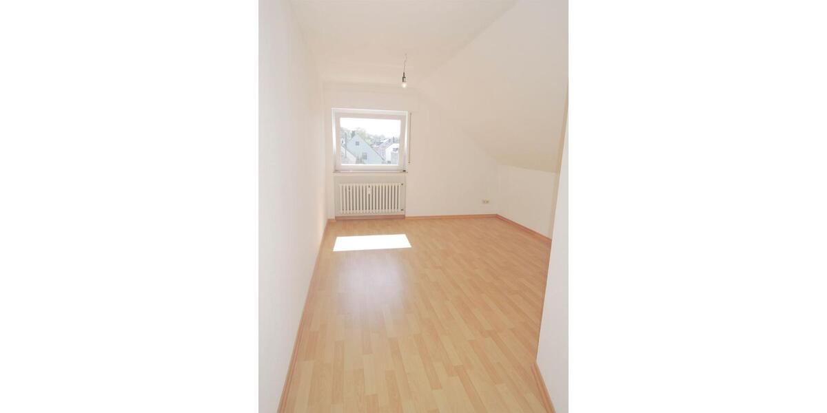 Dachgeschoßwohnung Trier Kürenz - 2 Zimmer, 50 m&sup2;, 625&euro; | Angebot:26381047