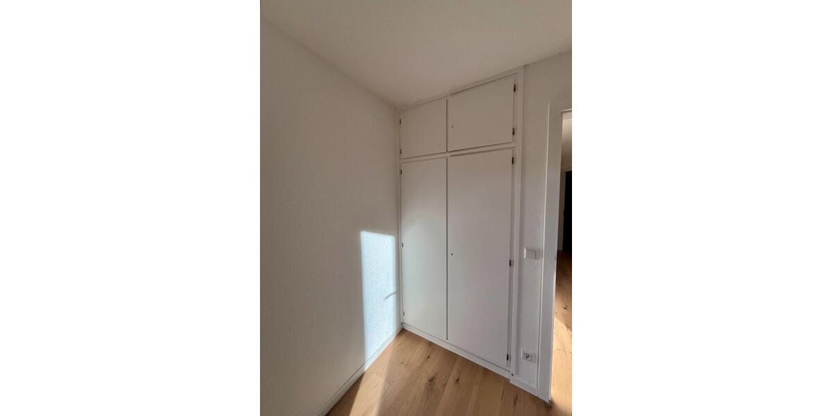 Reihenhaus Stuttgart Stuttgart-West - 4.5 Zimmer, 128 m&sup2;, 1.840&euro; | Angebot:24117388