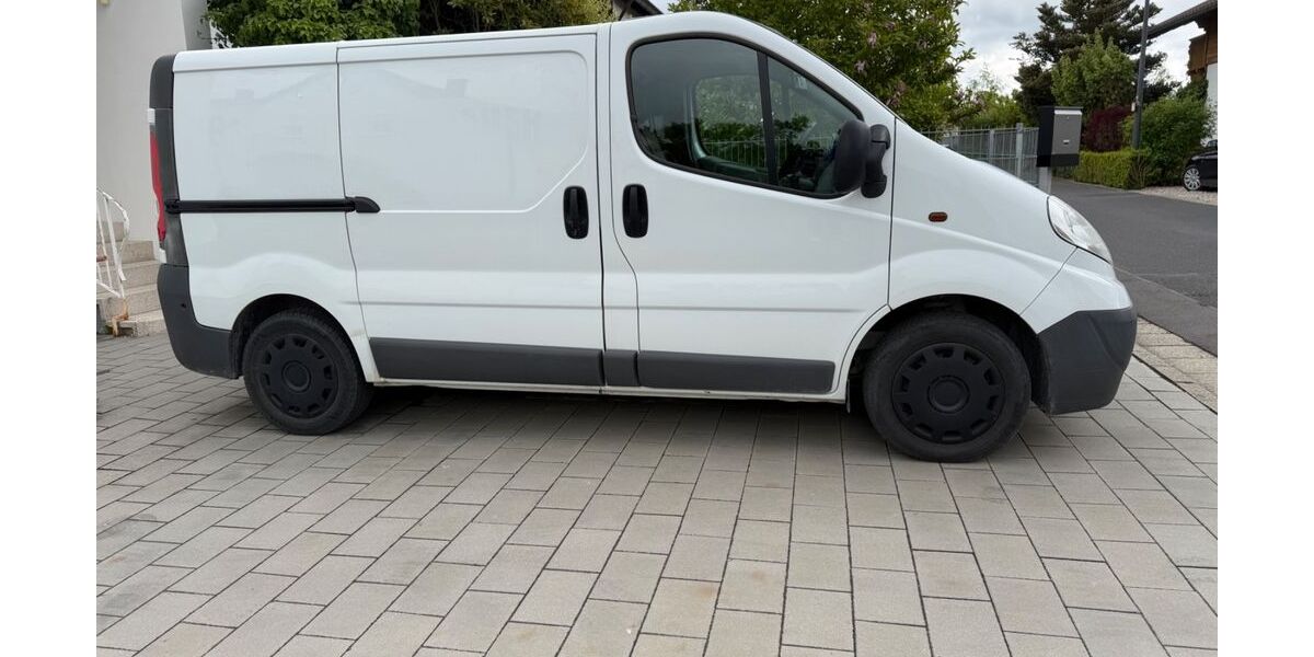 Opel Vivaro 191.000 km 8.500 &euro; Hirschau 92242