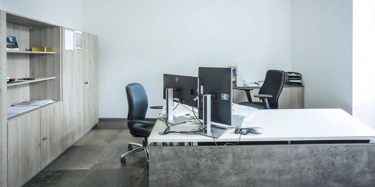 Ihre neuen Gewerbe- oder Praxisräume warten auf Sie 6 zimmer