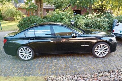 BMW 740