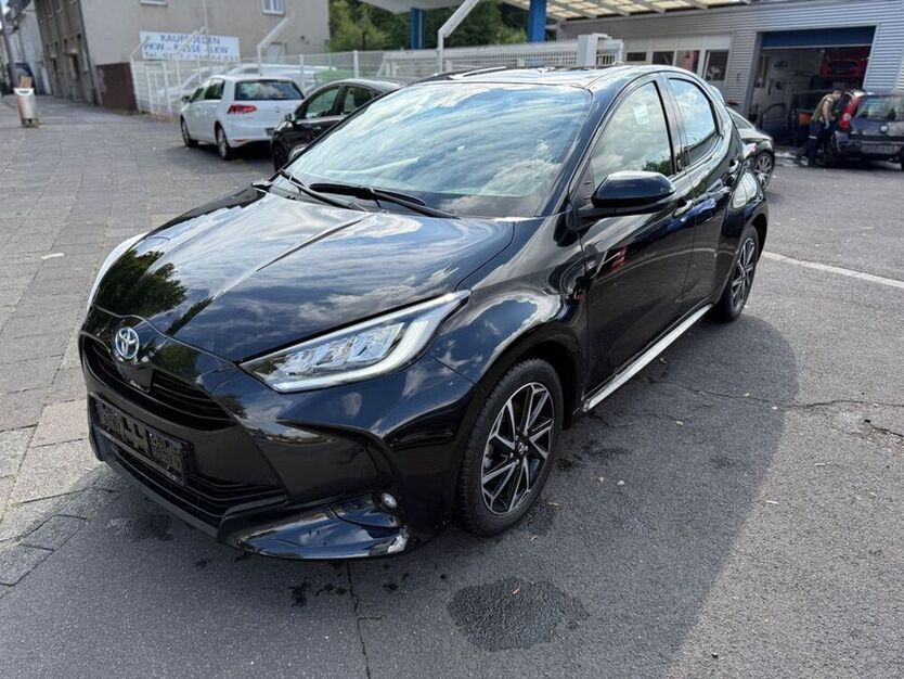 Yaris