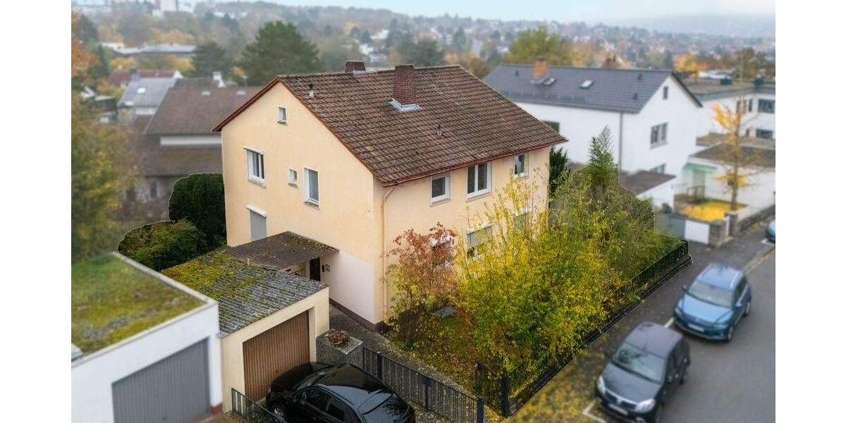 Zweifamilienhaus in gefragter Wohnlage! 6 zimmer