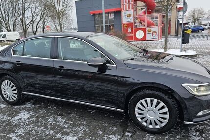 VW Passat 239.000 km 11.999 &euro; Nürnberg 90475