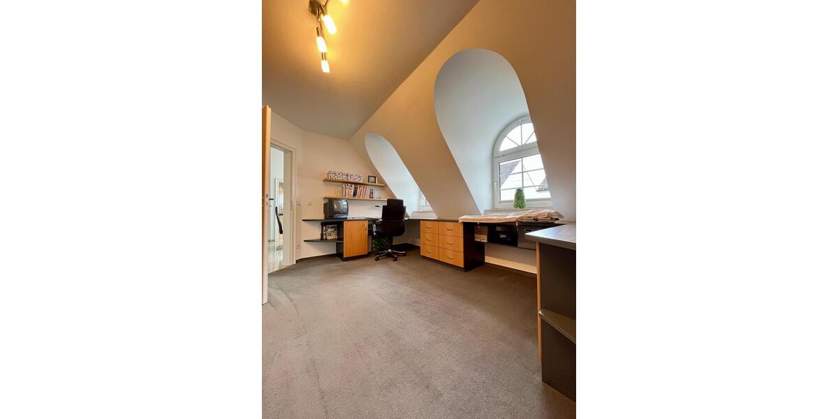 Maisonettenwohnung Bad Liebenwerda - 6 Zimmer, 203 m&sup2;, 2.030&euro; | Angebot:24803157