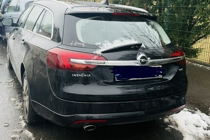 Opel Insignia Sports Tourer 222.000 km 3.999 &euro; Wiesbaden 65183