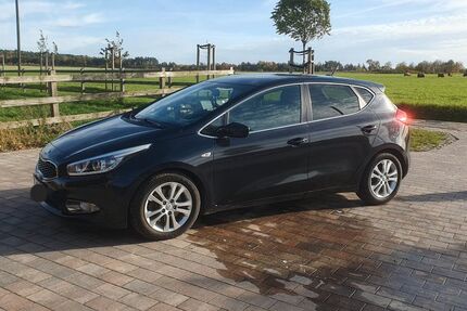 Kia ceed / Ceed 90.000 km 10.500 &euro; Neuenkirchen 49586