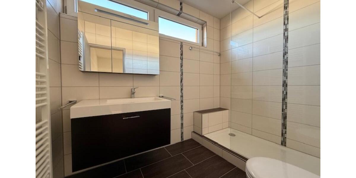 Reihenhaus Bad Windsheim - 4 Zimmer, 105 m&sup2;, 1.050&euro; | Angebot:24715188