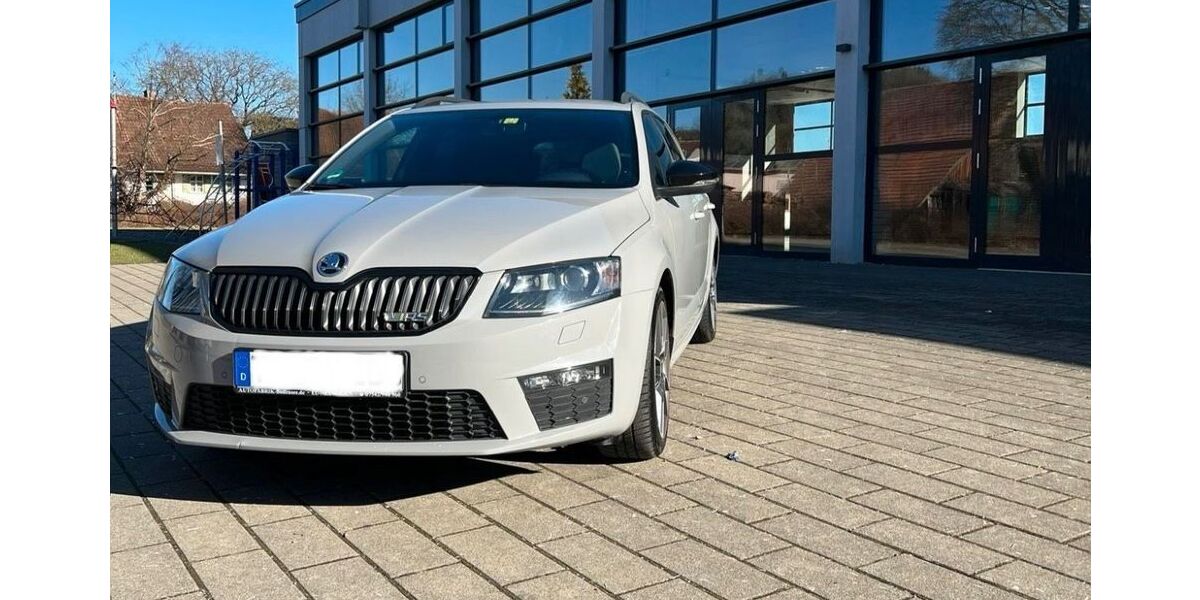Skoda Octavia 131.100 km 15.699 &euro; Tettnang 88069