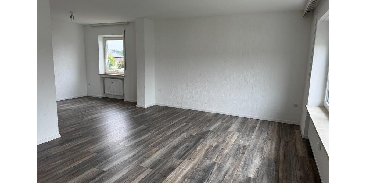Etagenwohnung Simbach - 4 Zimmer, 97 m&sup2;, 895&euro; | Angebot:25362743