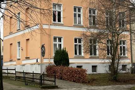 Haus Malchin - 13 Zimmer, 328 m&sup2;, 320.000&euro; | Angebot:26932718