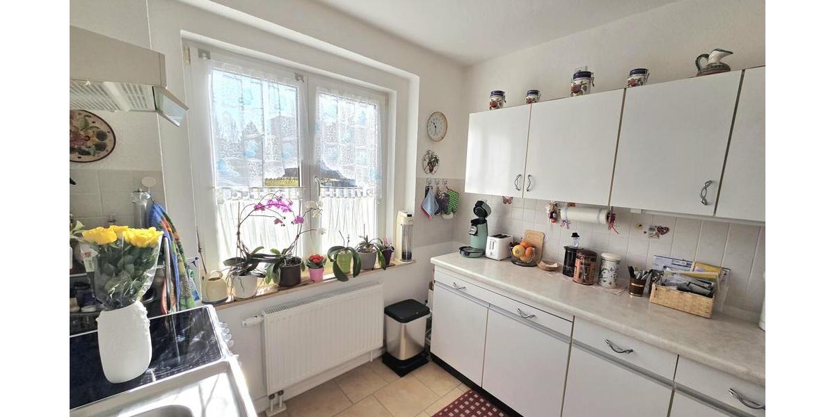 Vermietete 2-Zimmer-Wohnung mit Balkon und PKW-Stellplatz! Für Kapitalanleger! - Erdgeschoßwohnung Chemnitz Gablenz | Angebot:25900305