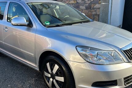 Skoda Octavia 124.800 km 6.799 &euro; Frohburg 04654