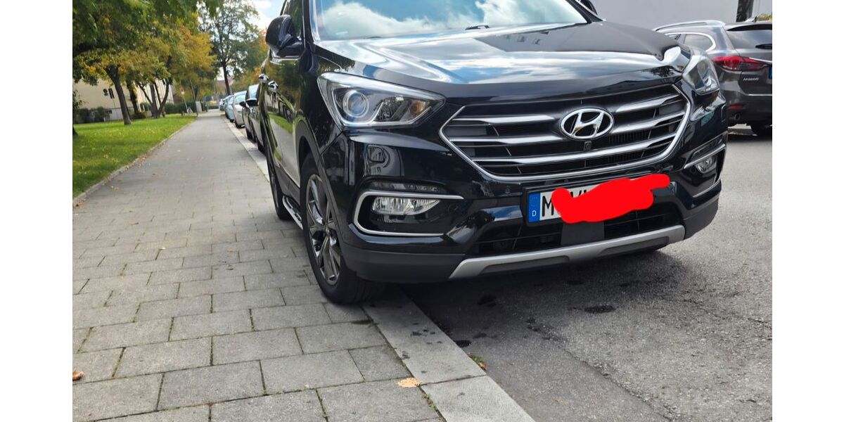 Hyundai SANTA FE 163.000 km 15.800 &euro; München 81539