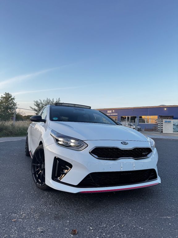 Kia pro ceed / ProCeed 92.000 km 21.999 € Lohmar 53797