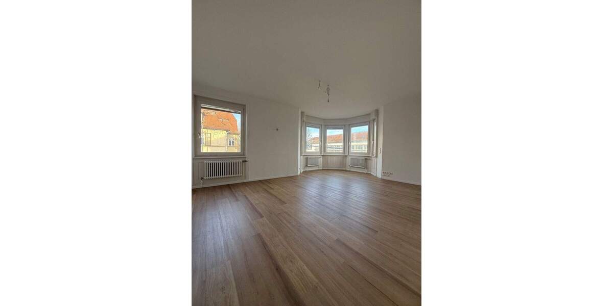 Etagenwohnung Nürtingen - 5 Zimmer, 142 m&sup2;, 2.441&euro; | Angebot:24767211