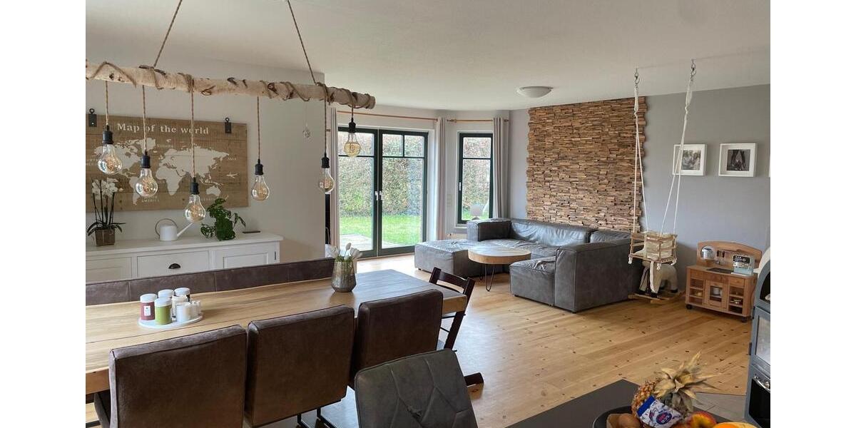 Einfamilienhaus Neuenhaus - 7 Zimmer, 160 m&sup2;, 399.000&euro; | Angebot:26136955