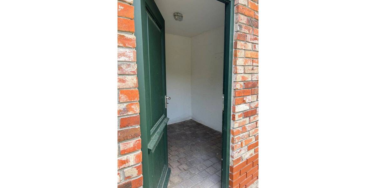 Etagenwohnung Luckau Stadt Luckau - 2 Zimmer, 100 m&sup2;, 1.221&euro; | Angebot:26929519