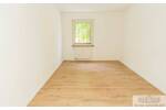 Modernisierte Etagenwohnung mit Wintergarten - 3 Zimmer in Düsseldorf-Benrath