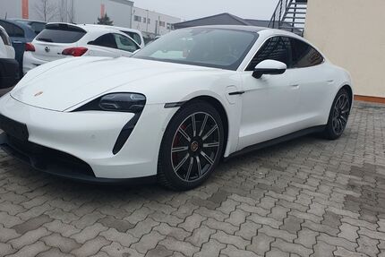 Porsche Taycan 104.200 km 50.500 &euro; Neuhofen 67141