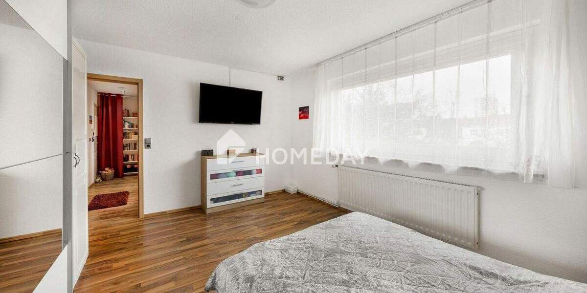 Reihenmittelhaus Bremerhaven Lehe - 7 Zimmer, 185 m&sup2;, 269.000&euro; | Angebot:25773316
