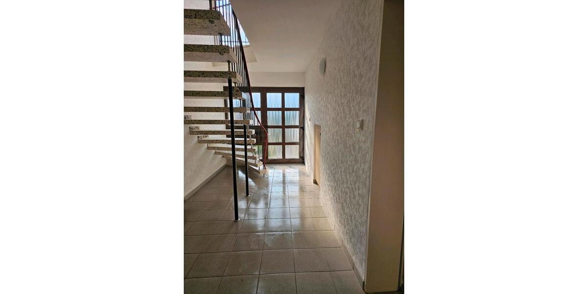 Etagenwohnung Hohenroda - 3 Zimmer, 85 m&sup2;, 650&euro; | Angebot:23864138