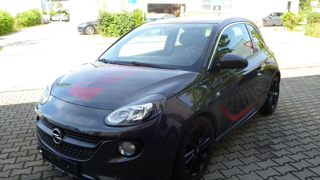 Opel Adam 99.300 km 7.900 &euro; Landsham 85652