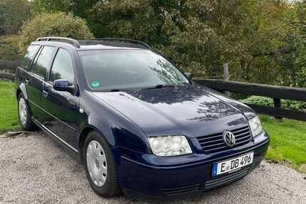 VW Bora 218.195 km 2.500 € Essen 45239