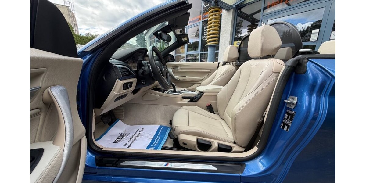BMW 220 220i Cabrio M paket 34000Km 34.000 km 21.499 &euro; Rudolstadt 07407
