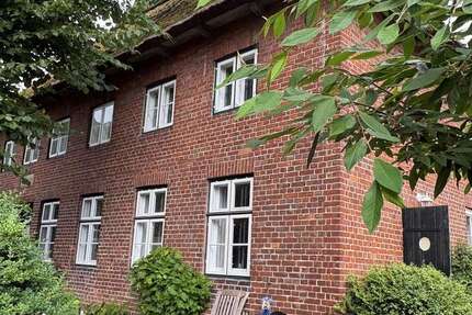 Haus Timmendorfer Strand - 9 Zimmer, 248 m&sup2;, 649.000&euro; | Angebot:27091943
