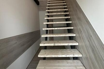 Wir vermieten eine neu sanierte Wohnung zimmer