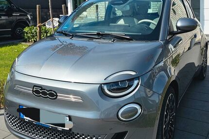 Fiat 500e 61.000 km 17.450 &euro; Nideggen 52385