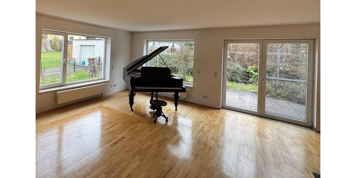 Einfamilienhaus Marburg Marbach - 7 Zimmer, 187 m&sup2;, 675.000&euro; | Angebot:26210752