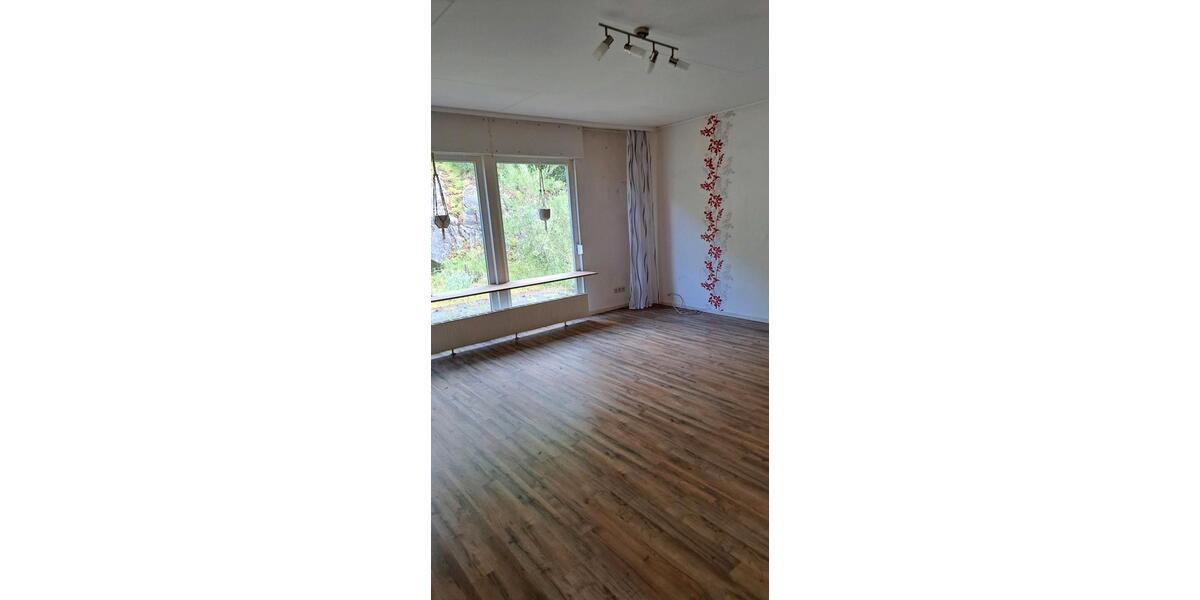 Einfamilienhaus Mehren - 5 Zimmer, 120 m&sup2;, 115.000&euro; | Angebot:26963969
